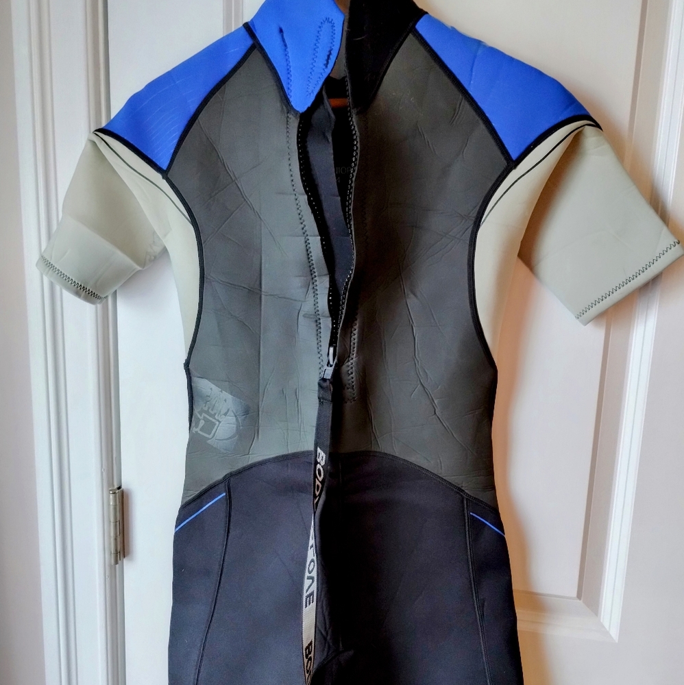 Teen wet suit